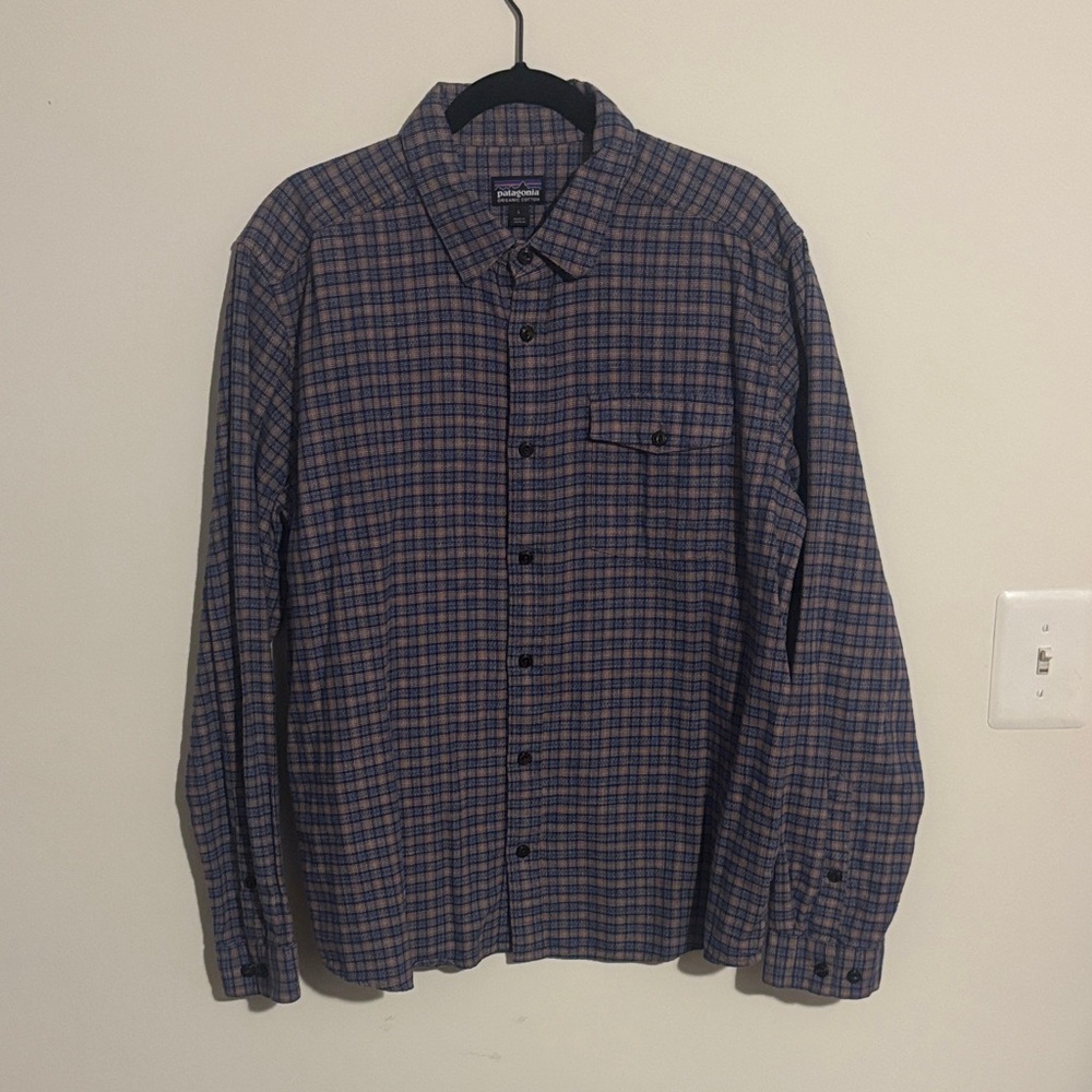 Patagonia Men's Plaid Button-Down Shirt - Navy and Tan
